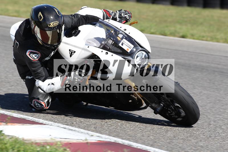 /Archiv-2025/48 25.08.2025 Cornu Master School ADR/rot-rouge/1